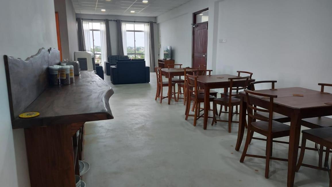 Jays Guest - Rajagiriya Colombo Hotel Kültér fotó