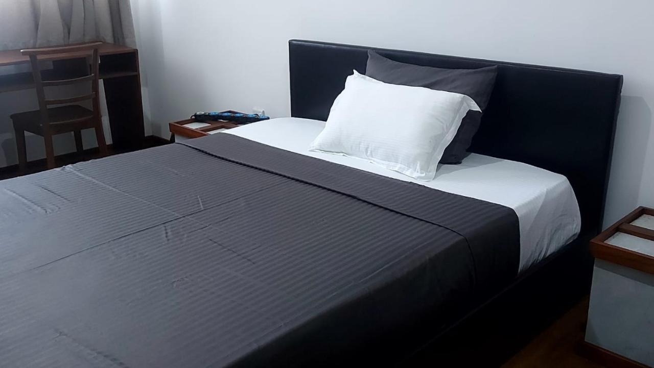 Jays Guest - Rajagiriya Colombo Hotel Kültér fotó