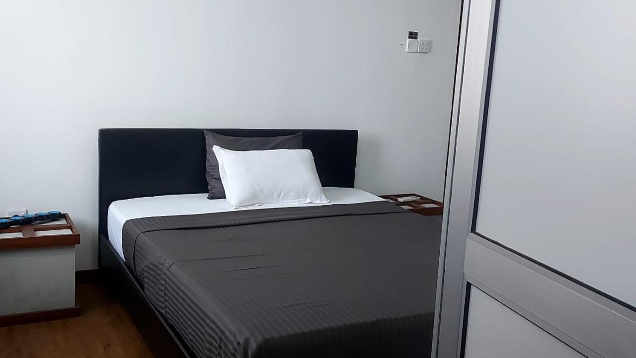 Jays Guest - Rajagiriya Colombo Hotel Kültér fotó