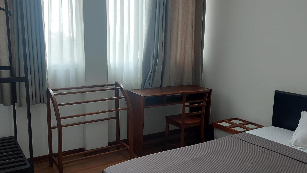 Jays Guest - Rajagiriya Colombo Hotel Kültér fotó