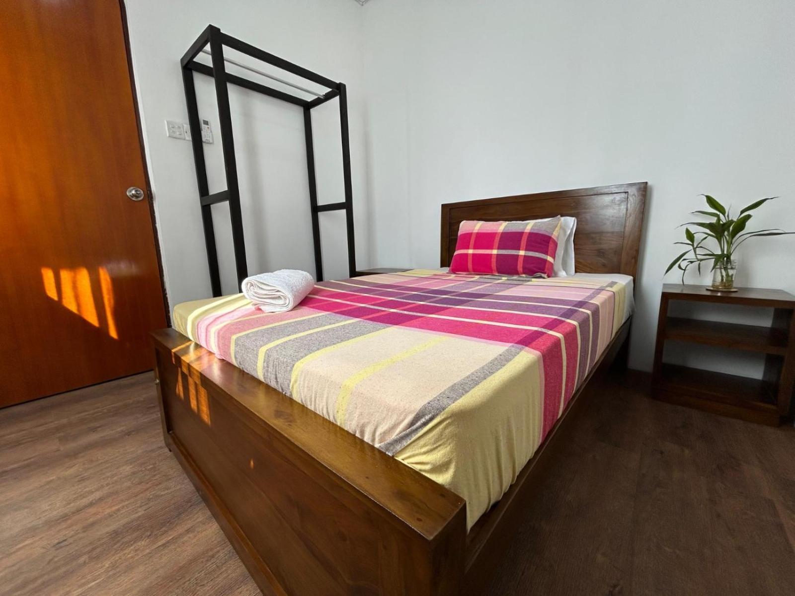 Jays Guest - Rajagiriya Colombo Hotel Szoba fotó